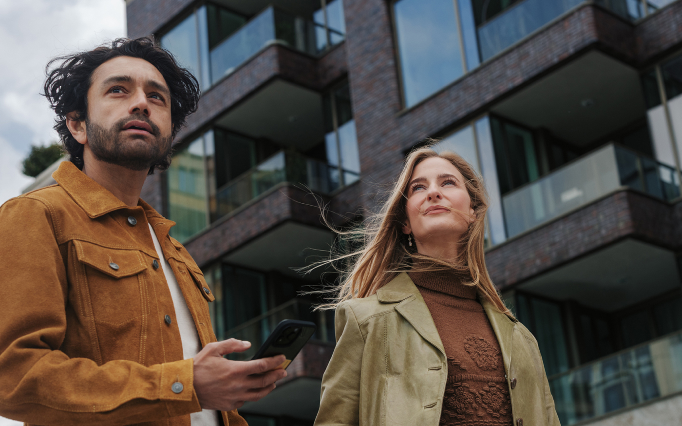 couple à la recherche d'un appartement